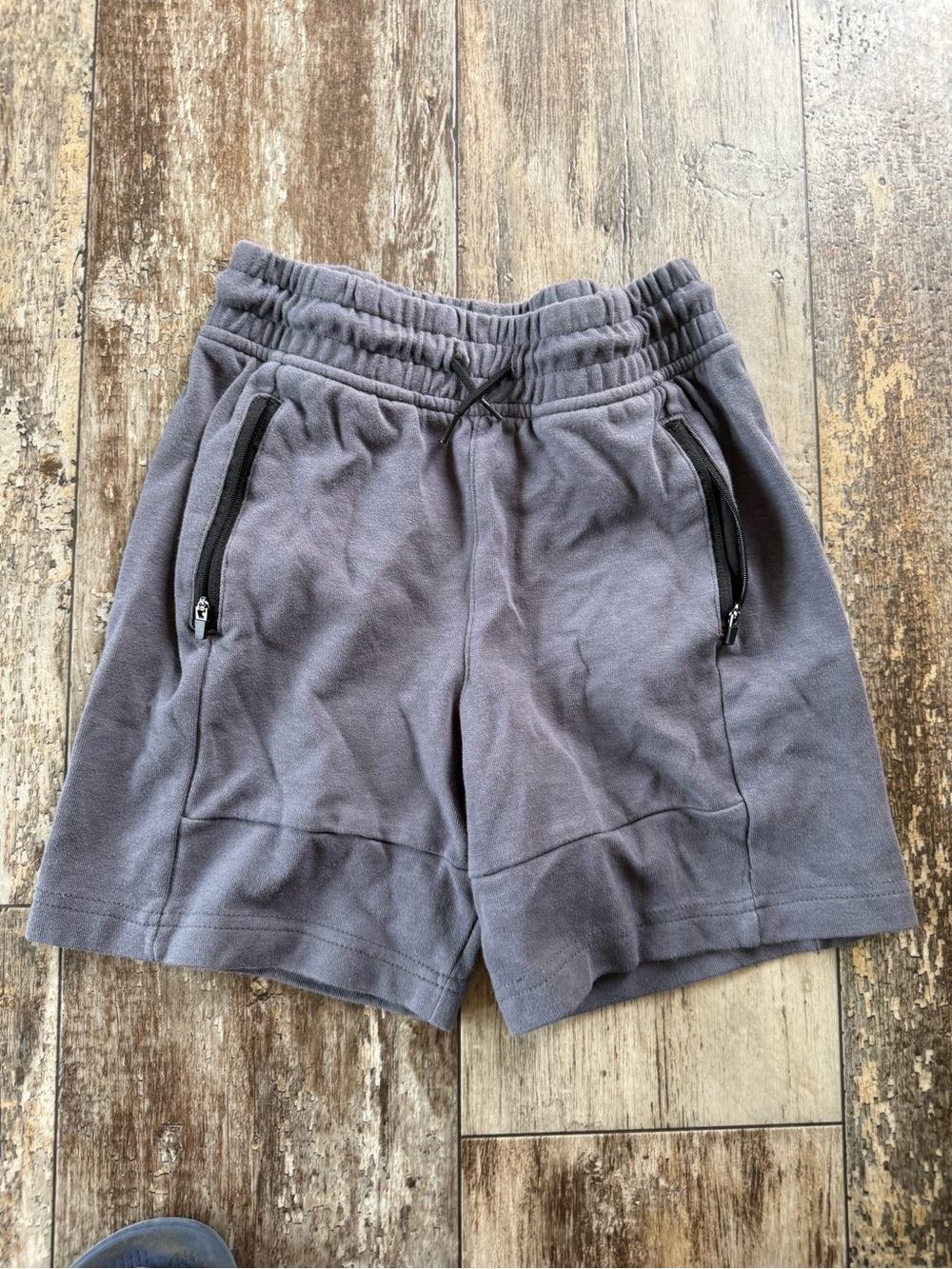 2 for $15 sale: Wonder nation, Gray pull-on soft shorts with zip pockets - L
